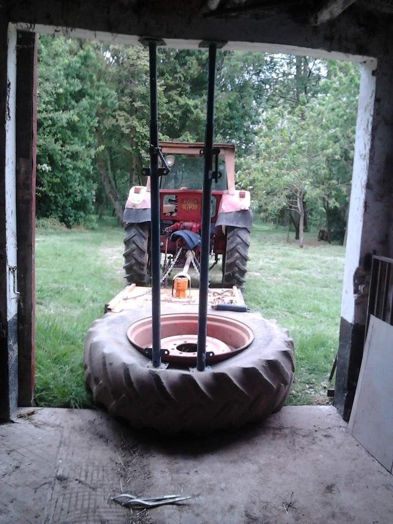 pneu agricole pour voiture
